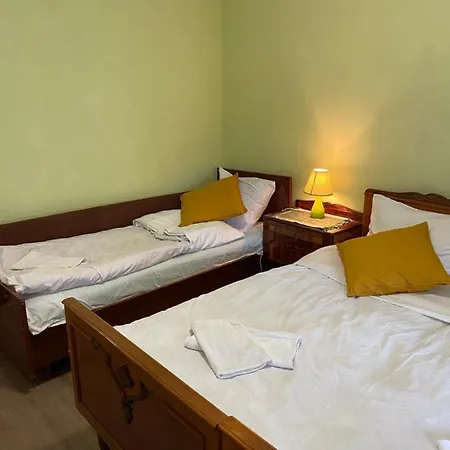 Lodge Vella Skhidnytsia