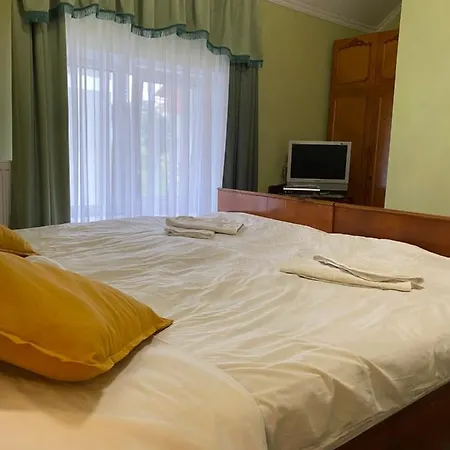 Lodge Vella *