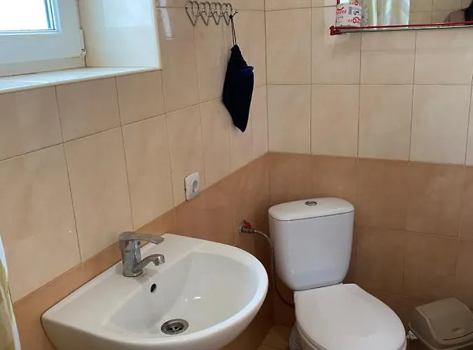 Orman Evi Vella